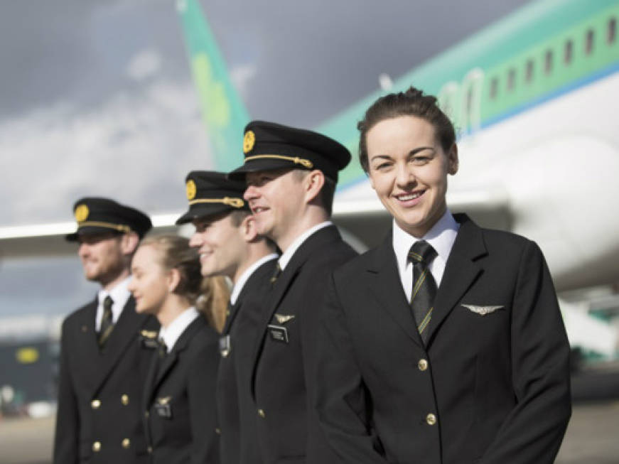 Lavoro, Aer Lingus cerca 100 nuovi piloti