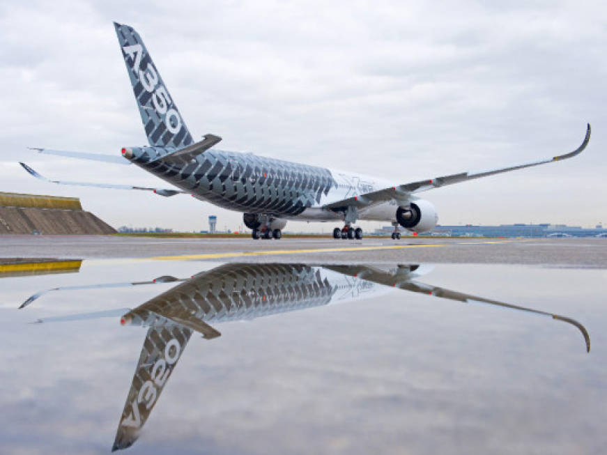 Airbus testa l&amp;#39;A350 Msn2, il primo aeromobile con cabina passeggeri