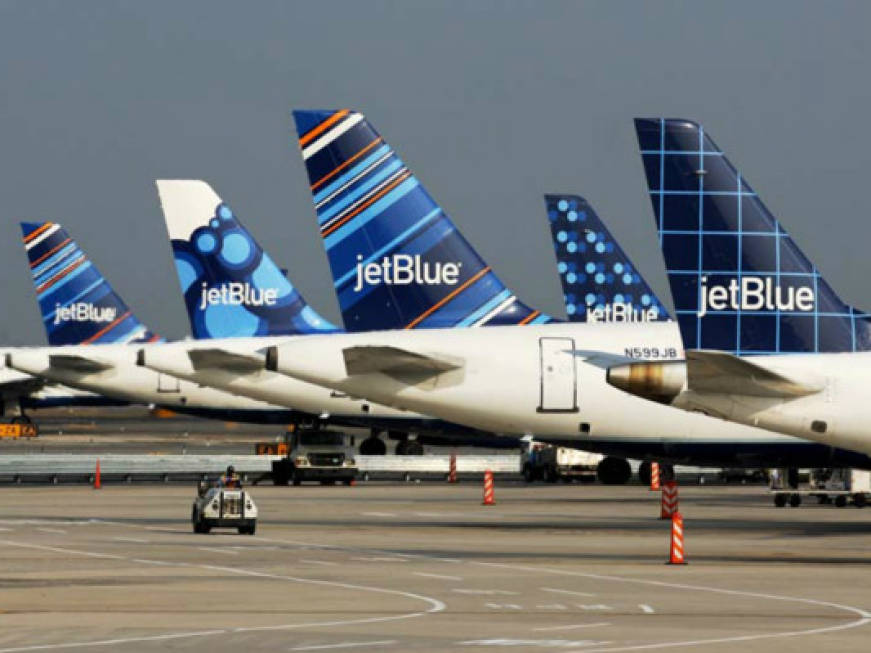 Il wifi sale a bordo degli aerei JetBlue