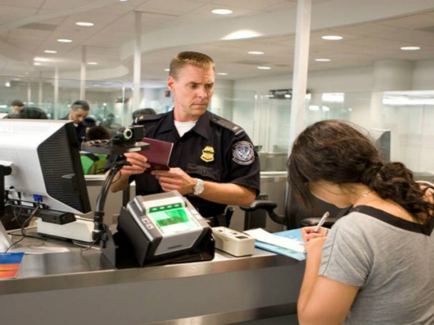 Gli Stati Uniti annunciano nuove regole per la sicurezza sui voli