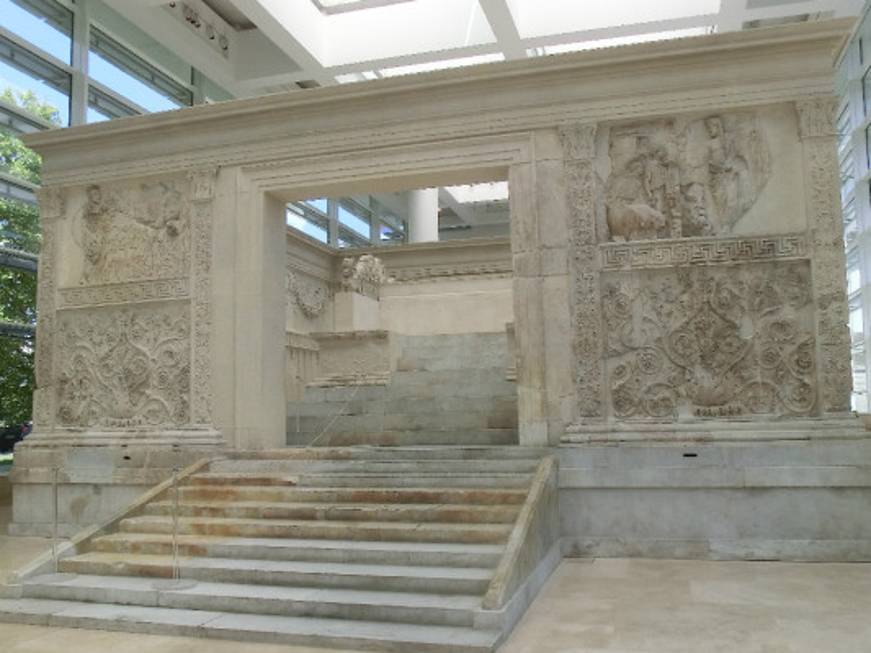 Roma: la realtà aumentata racconta l’Ara Pacis
