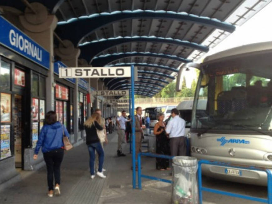 Piano bus di Roma, prosegue la polemica: è allarme anche per il trasporto locale