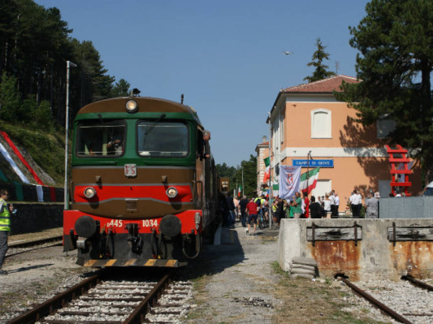 Turismo ferroviario: ripartono i treni storici della Fondazione Fs