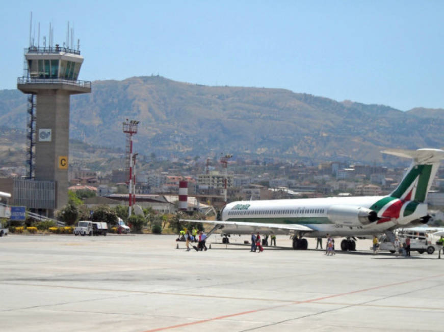 Alitalia via da Reggio Calabria, scalo a rischio chiusura