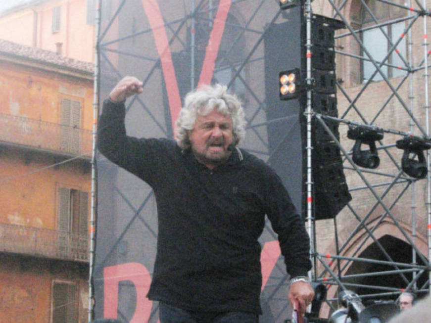 Beppe Grillo a TTG:&amp;quot;Svendono l&amp;#39;Italia&amp;quot;