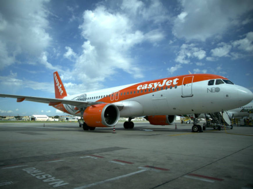 easyJet toglie nove aerei su Mxp, Napoli e Venezia