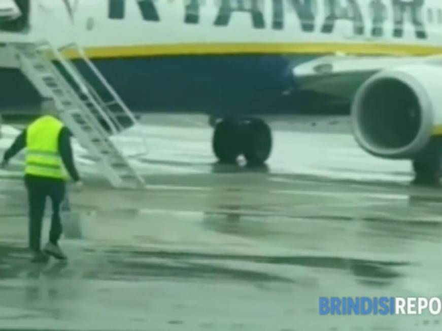 De-icing manuale all&amp;#39;aeroporto di Brindisi, domani l&amp;#39;ispezione dell&amp;#39;Enac