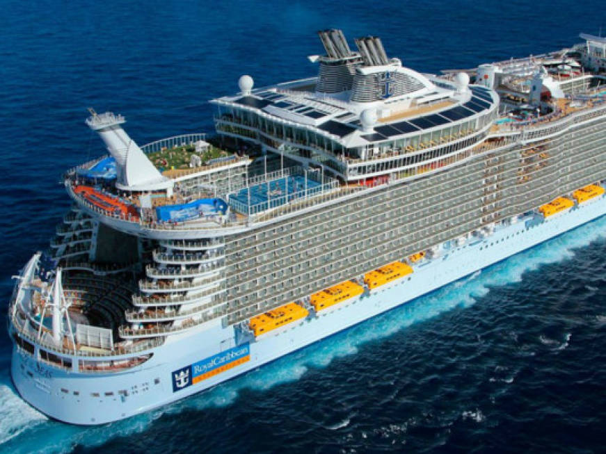 Royal Caribbean riporta la nave icona Oasis sul Mediterraneo