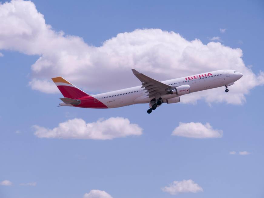 Iberia, nuove norme per i bagagli sulla Madrid-Santo Domingo