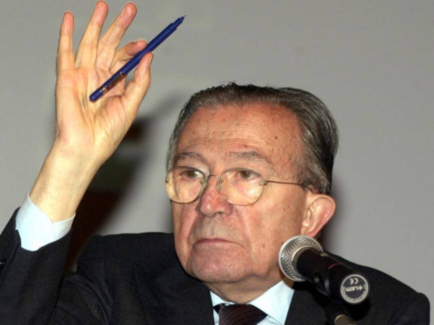 Si è spento Giulio Andreotti, uomo simbolo della politica del dopoguerra