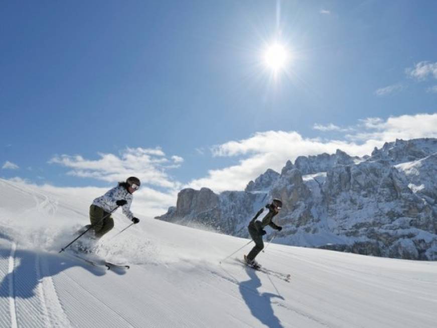 Dolomiti Superski, l’app che unisce ski pass e green pass spinge le vendite