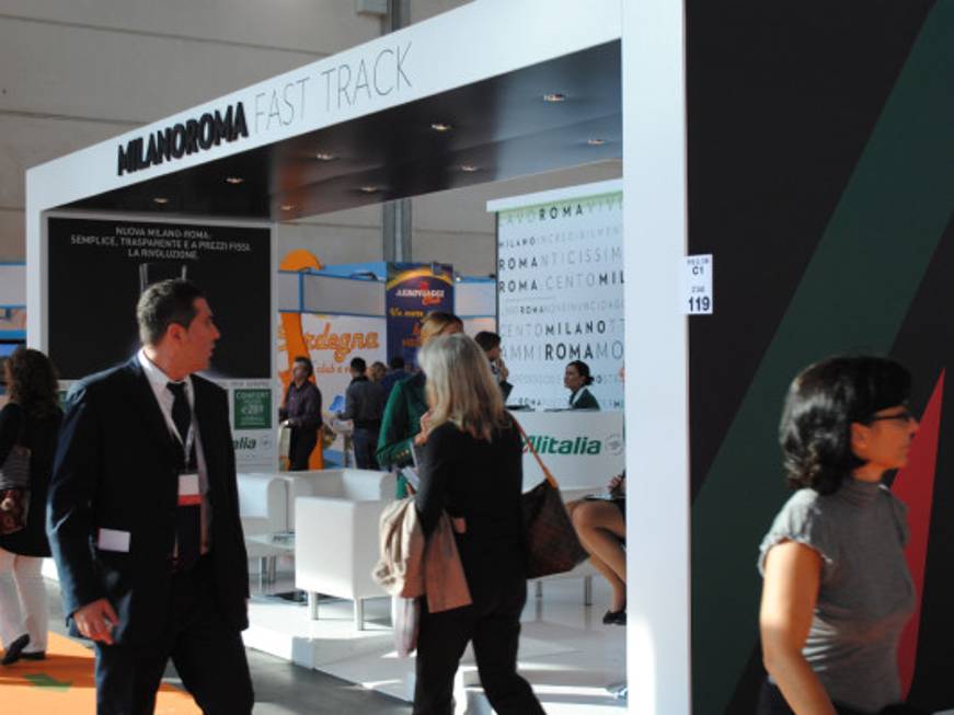 Alitalia, campagna planetaria su Facebook