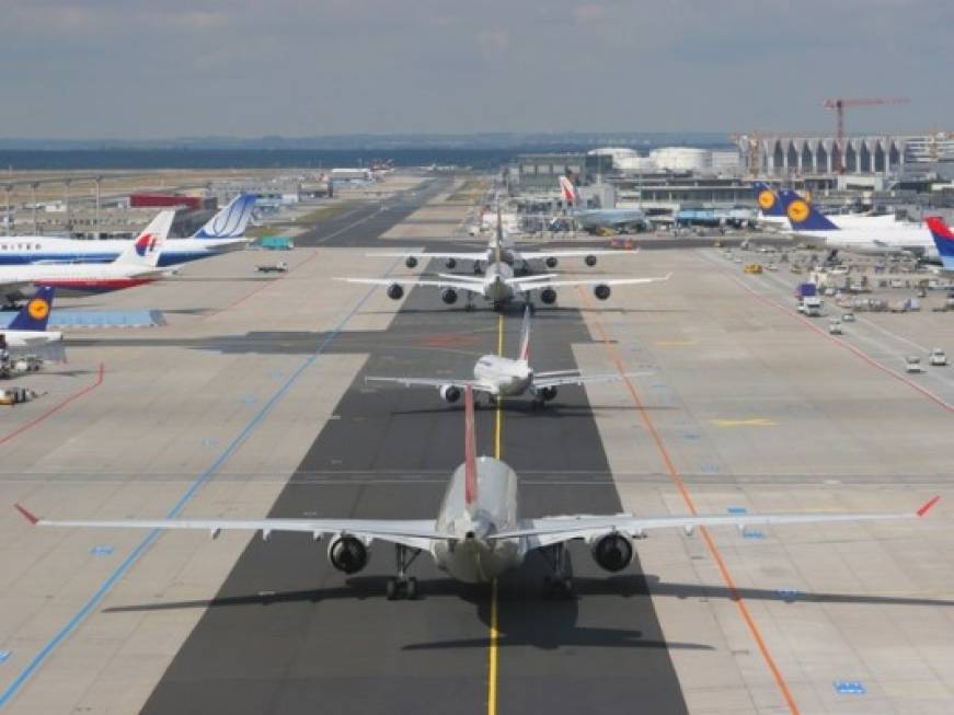 In Germania via alle nuove norme per la sicurezza aerea