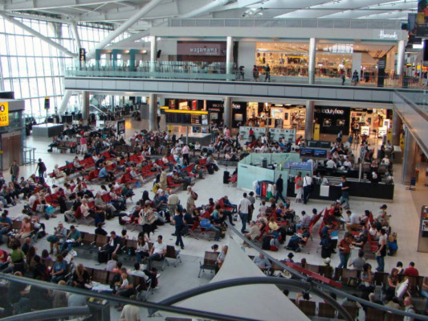 Heathrow installa un software per migliorare la puntualità dei voli