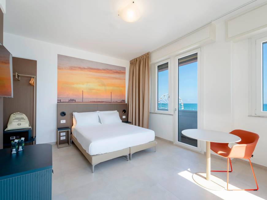 B&amp;B Hotels debutta a Pesaro con il Des Bains