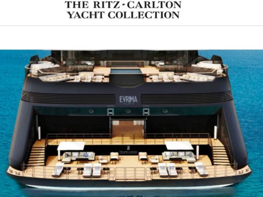 Il lusso secondo Ritz-Carlton Yacht Collection: debutta Evrima