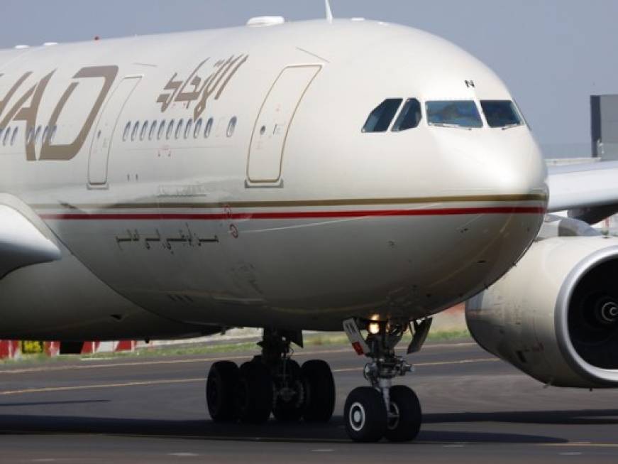 Effetto Alitalia e airberlin sui conti Etihad: 1,87 mld di perdite