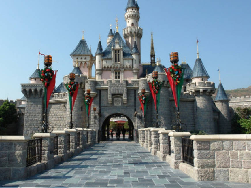 Hong Kong Disneyland, il parco riapre domani