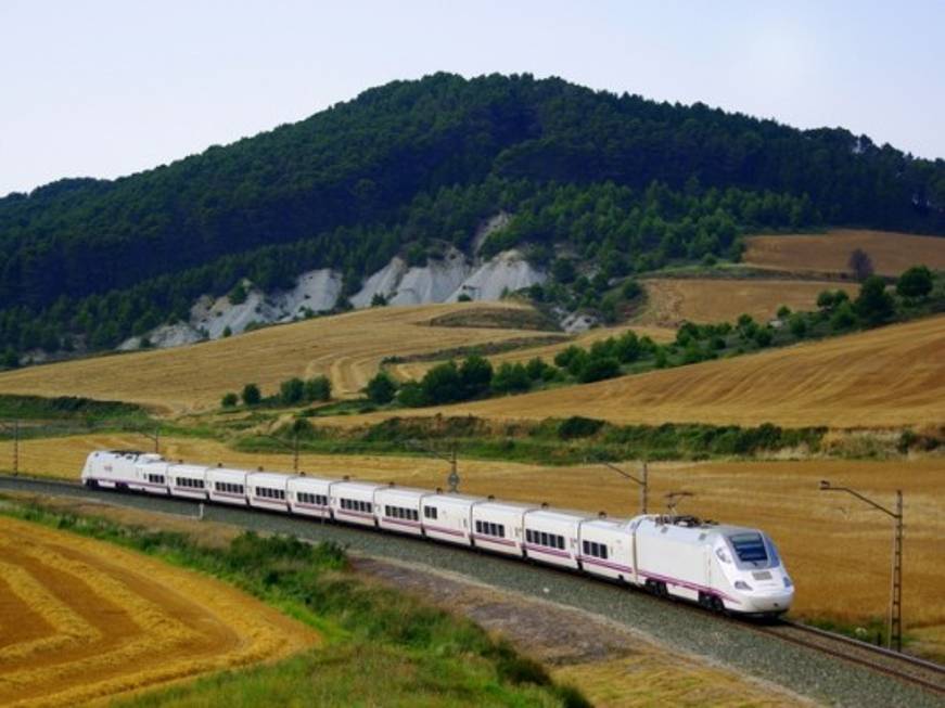 Il nuovo viaggiatore arriva con il treno: le proposte delle aziende