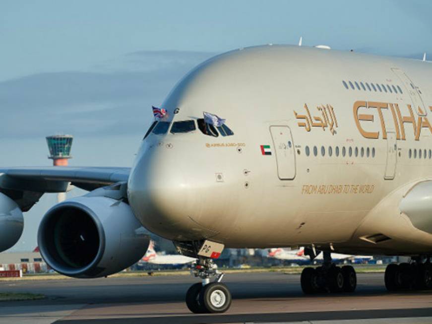 Etihad, via al codeshare con Air Serbia