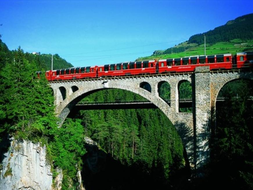 Ferrovia Retica e la vocazione ‘green’ che piace alla Generazione Z