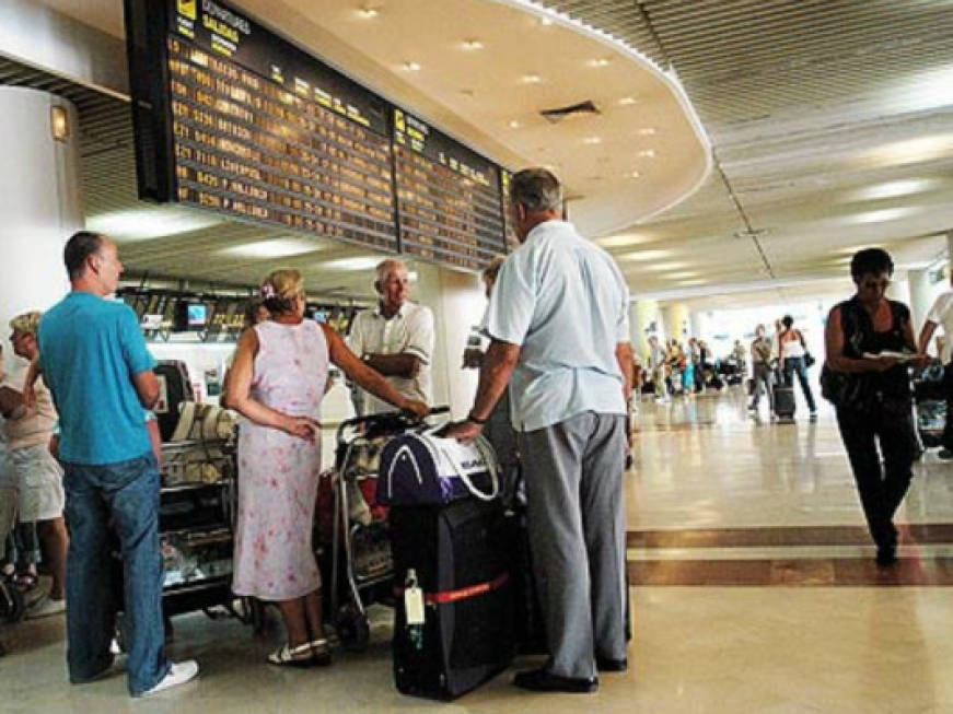 Spagna, tassa aeroportiLe adv pagano il conto