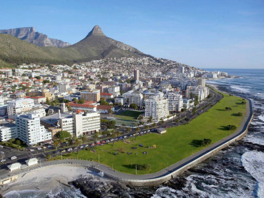 Sudafrica, revocate le restrizioni per i turisti