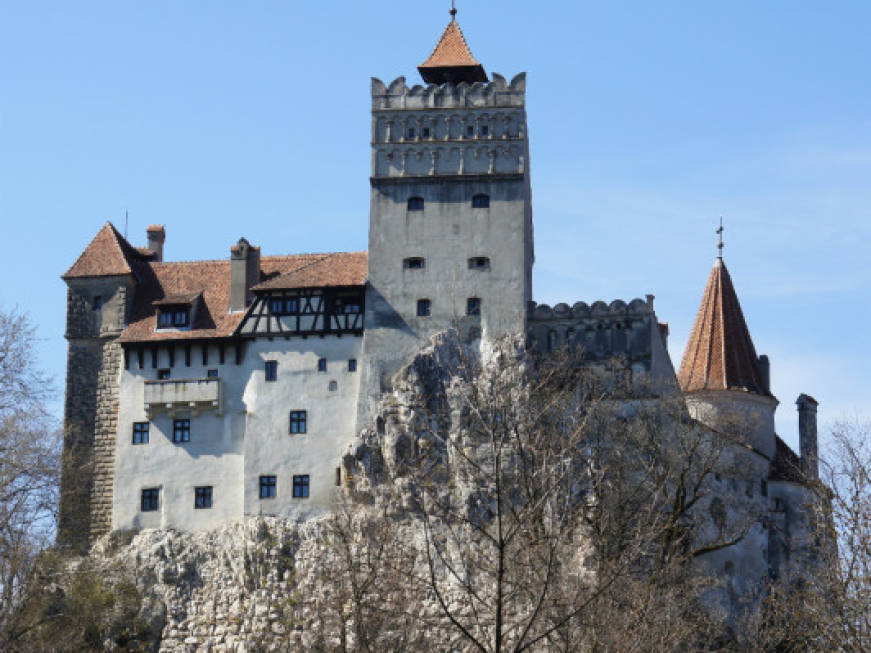 Romania: nel castello di Dracula vaccini gratis per i turisti