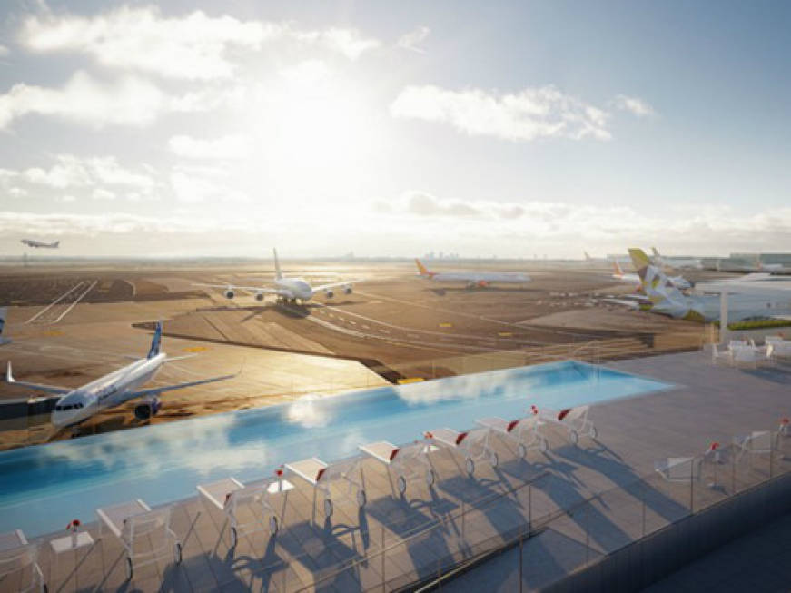 Infinity pool vista decollo: il gioiello del Twa Hotel dell'aeroporto Jfk