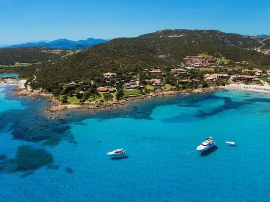 Sardegna, monta la polemica sul nuovo logo della Costa Smeralda