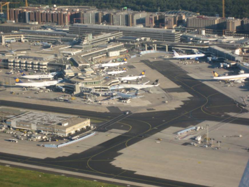 Lufthansa fa causa al sindacato degli aeroportuali