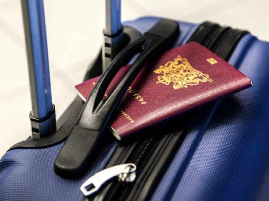Caos passaporti, a Padova siglata l'intesa tra Questura e agenzie di viaggi