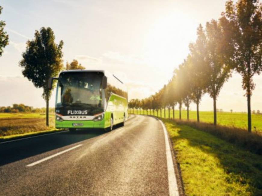 FlixBus su caro benzina: “Il Governo intervenga, le misure decise non bastano”