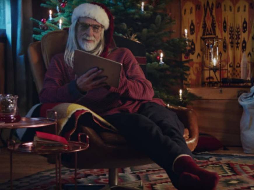 GoEuro: un Babbo Natale hipster per promuovere i viaggi di fine anno