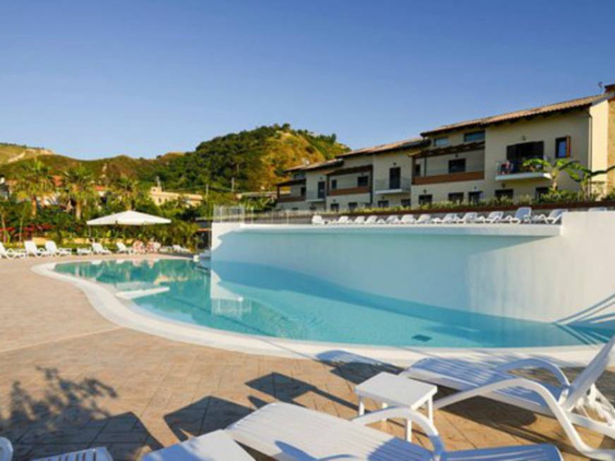 Valentour propone per l’estate il nuovo Cooee Michelizia Tropea Resort