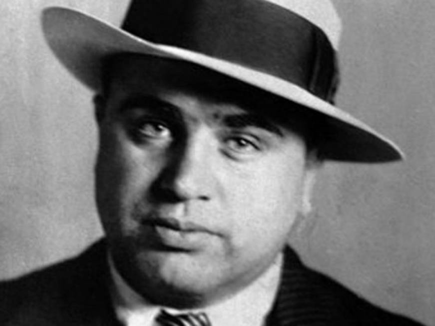Stati Uniti, in vendita per 15 milioni di dollari la villa da sogno di Al Capone. Le foto
