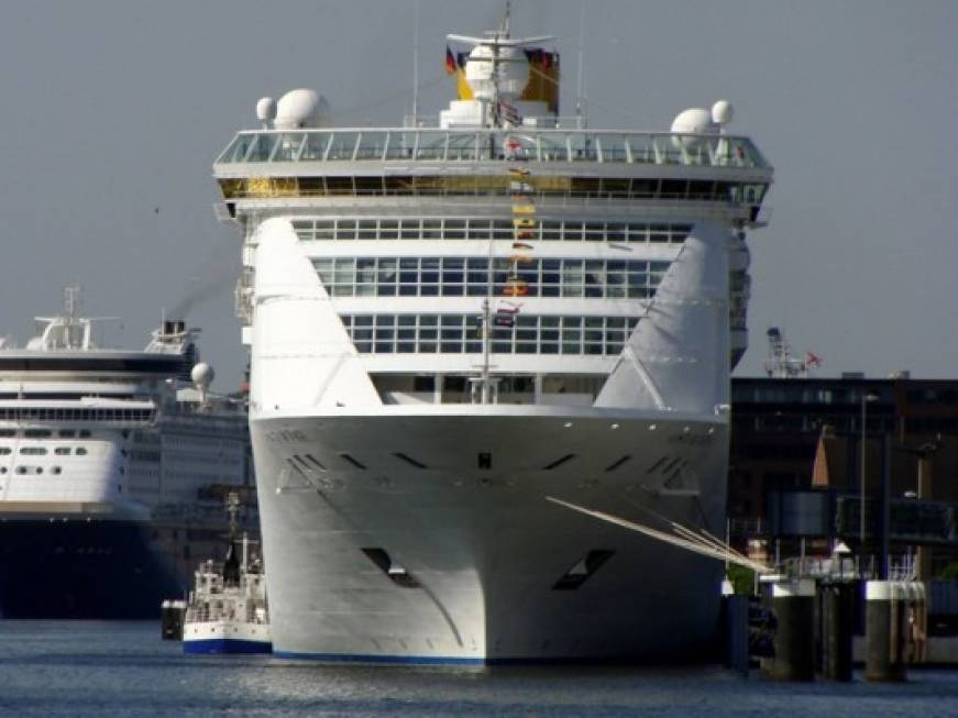 Costa Crociere vende la storica nave neoClassica e riporta la Victoria nel Mediterraneo