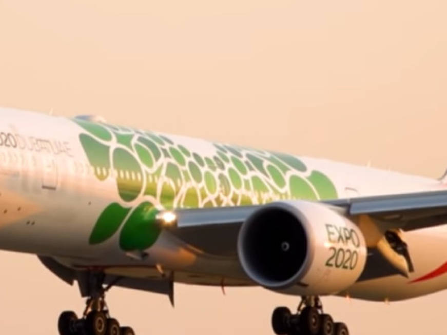Emirates, sulle livree degli aerei arriva il logo di Expo Dubai 2020: il video