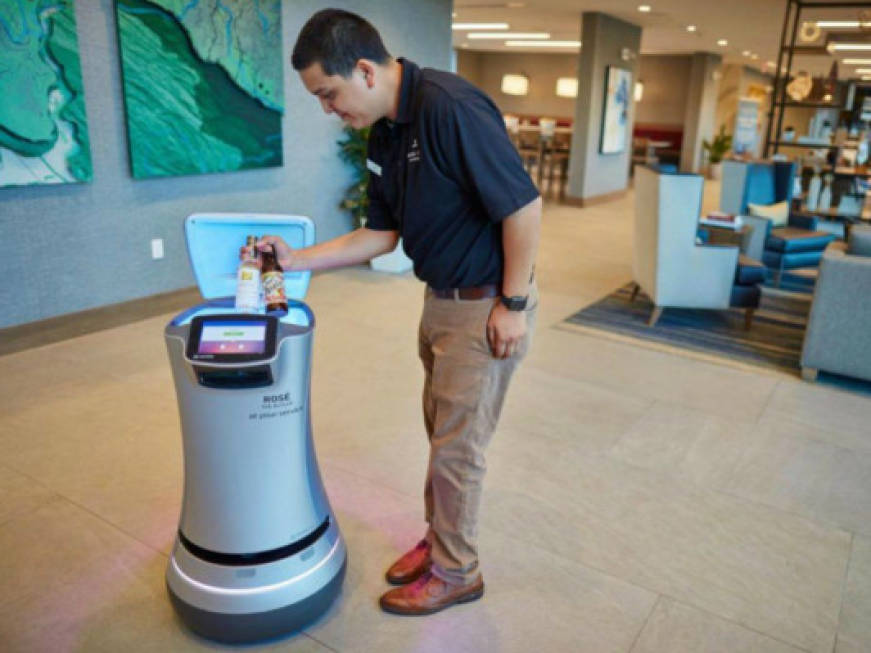 Hilton e Marriott adottano i robot anti Covid in California