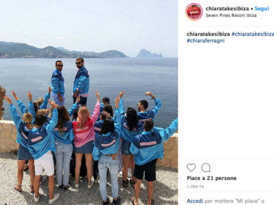 Chiara Ferragni sbarca ad Ibiza per la festa di addio al nubilato
