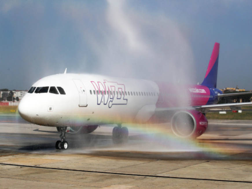 Wizz Air, da febbraio due nuovi voli: Bari-Abu Dhabi e Palermo-Roma Ciampino