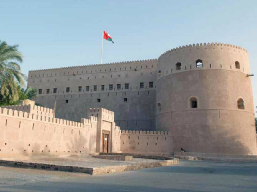 Oman: frontiere chiuse ai viaggiatori dall&amp;#39;8 aprile