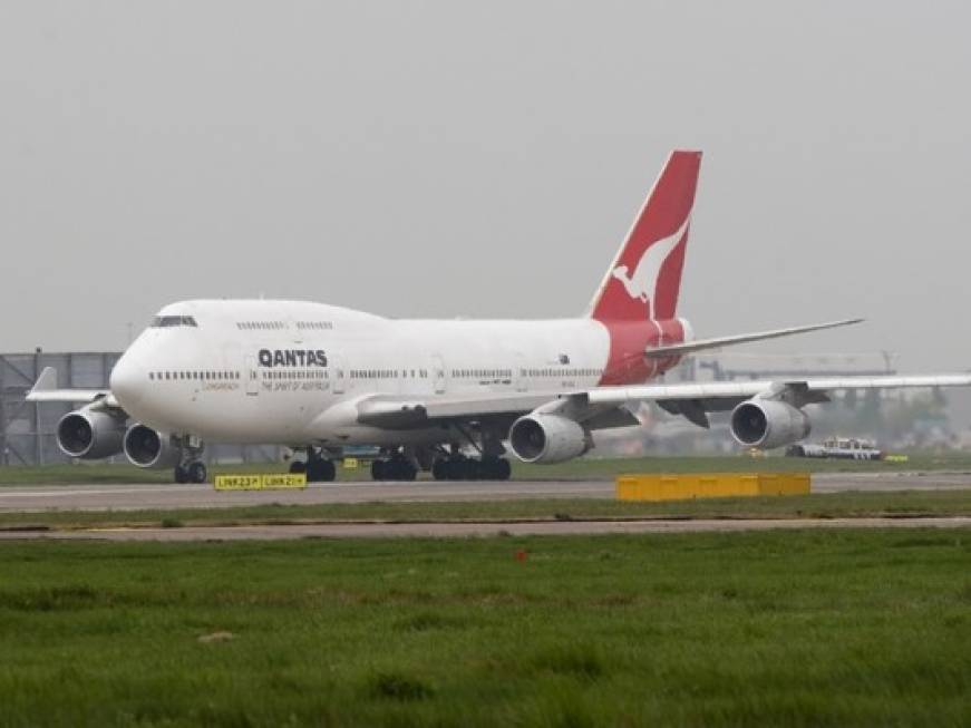 Hostess in passerella, Qantas vira sul prêt-à-porter