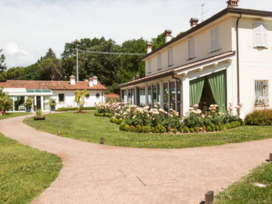 Villa Abbondanzi, l’oasi di Faenza fra fenicotteri, private spa e giardini