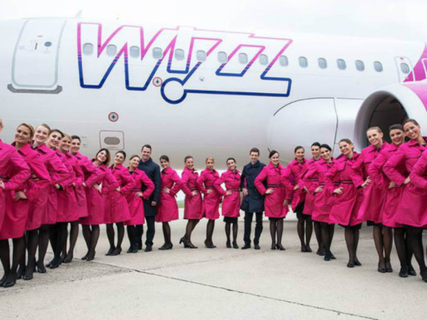 Al via il recruiting Wizz Air, a caccia di 1.300 piloti e assistenti di volo