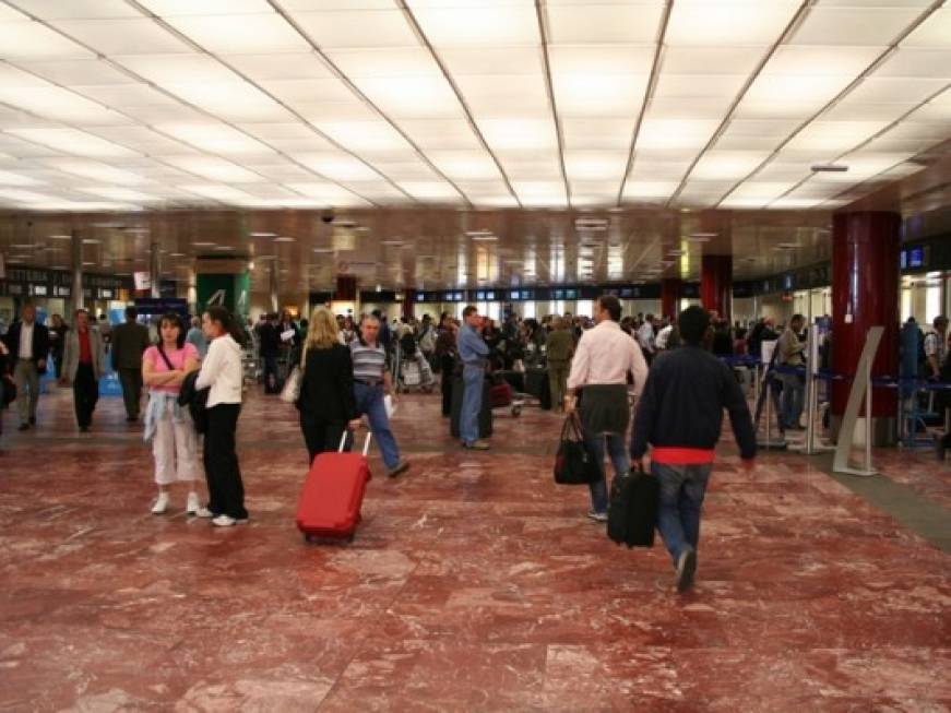 L&amp;#39;aeroporto di Bologna sbarca in Borsa: Ipo fissata a 4,50 euro