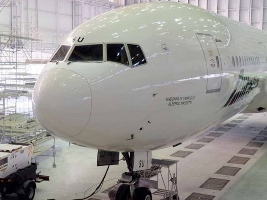 Salvini su Alitalia:“Se serve intervenga lo Stato” Salvini su Alitalia:“Se serve intervenga lo Stato”