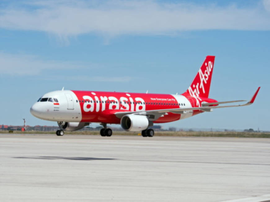 Airbus consegna a AirAsia l&amp;#39;aereo numero 8mila