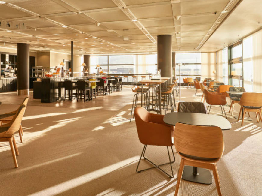 Lufthansa inaugura a Francoforte la Panorama Lounge