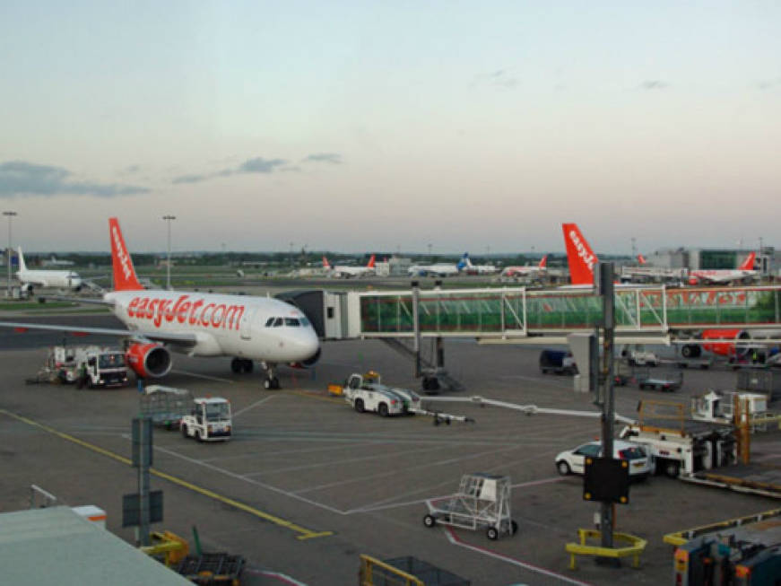 Worldwide by easyJet,voli in connessione con Singapore Airlines anche da Malpensa